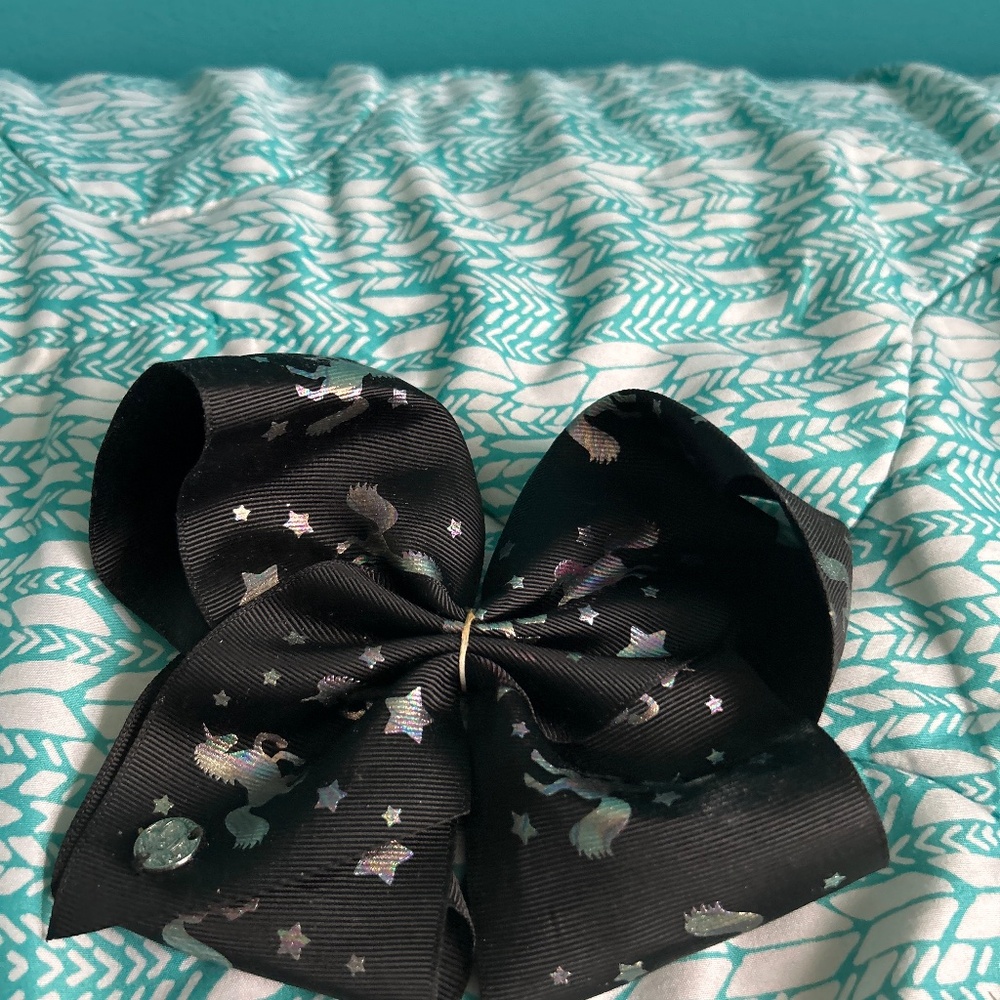 Rare jojo bow